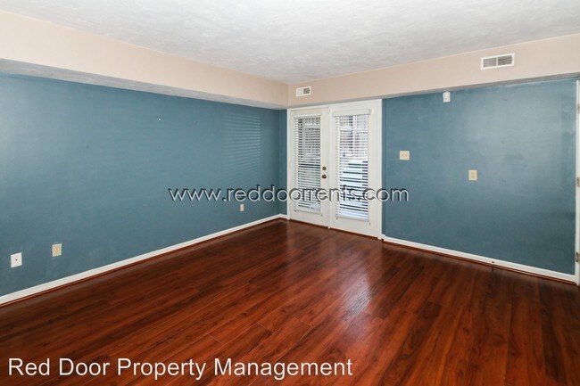 Building Photo - 524 Lockerbie Cir N