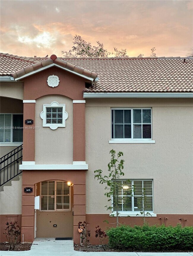 Building Photo - 3750 N Jog Rd