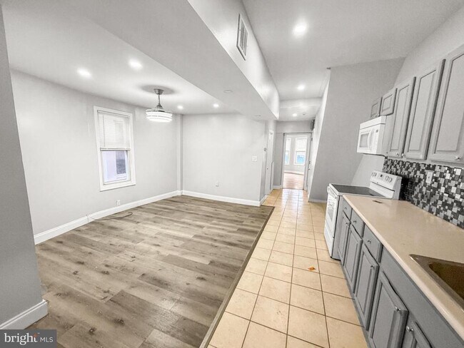 Foto del edificio - 5341 Market St