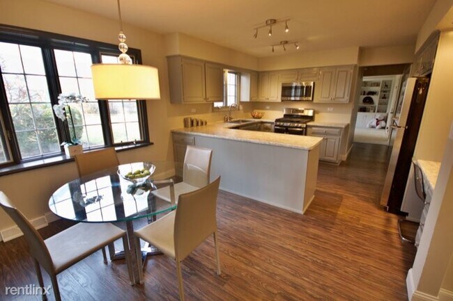 Foto del edificio - 4 br, 2.5 bath House - 123 W North St