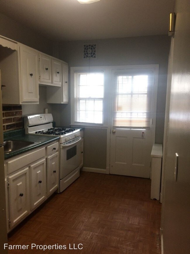 Building Photo - 3 br, 1.5 bath House - 5219 Old Frederick Rd