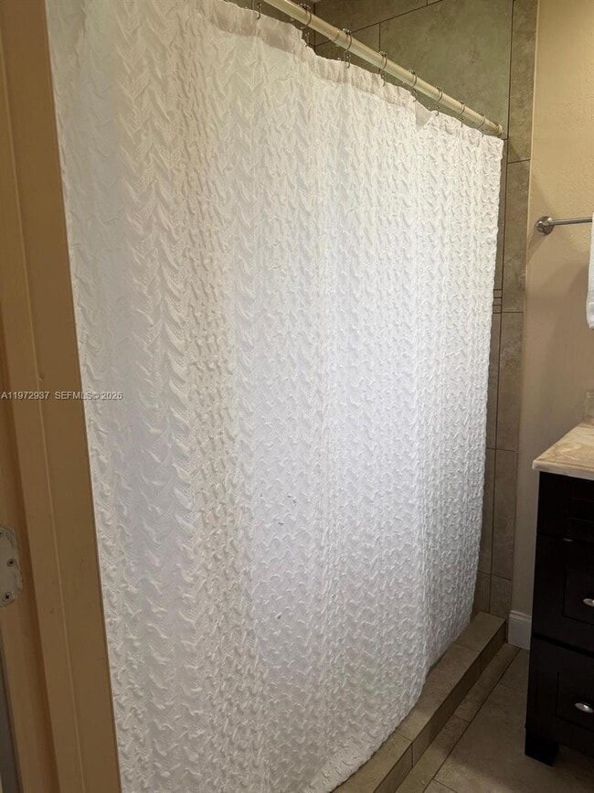 Foto del edificio - 1350 NW 96th St