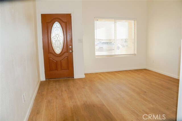 Foto del edificio - 6761 California City Blvd