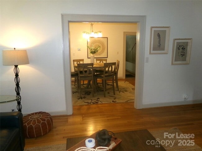 Foto del edificio - 509 S 4th St