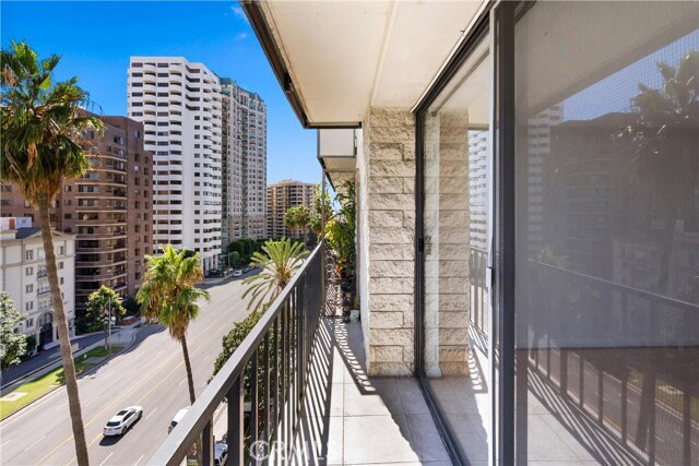 Foto del edificio - 10535 Wilshire Blvd