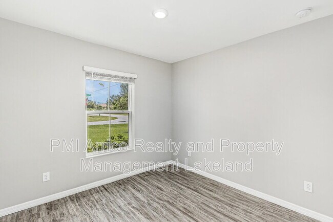 Foto del edificio - 1139 Indies Wy