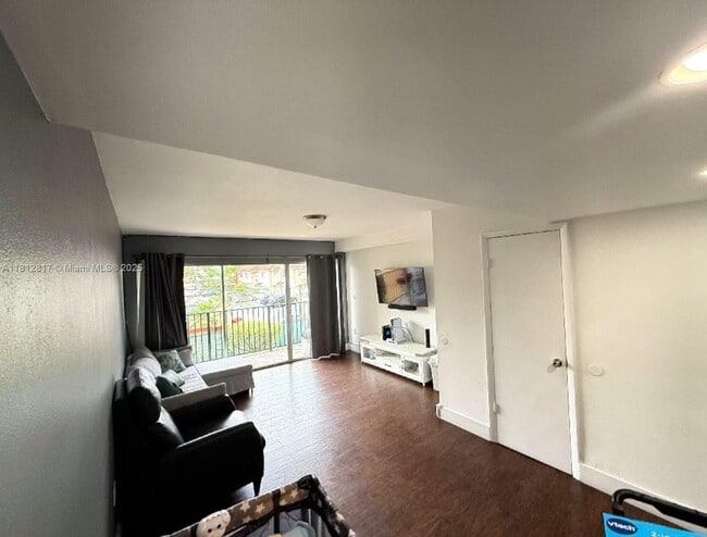 Foto del edificio - 231 NW 109th Ave