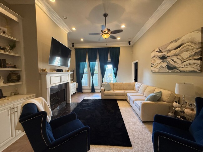 Photo - Must See this Beautiful  3/2 Townhome  Available NOW