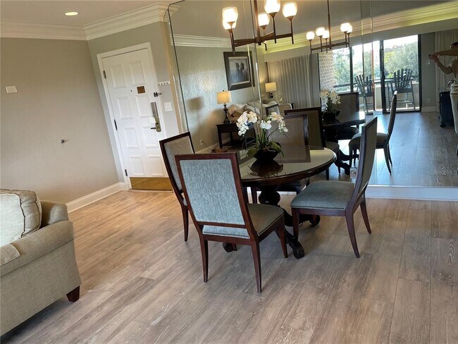 Foto del edificio - 36750 US Hwy 19 N