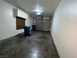 Building Photo - 8028 Desire Dr