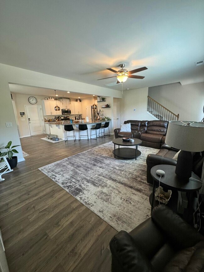Foto del edificio - 841 Delta Ln