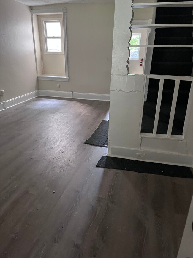 Building Photo - 3 Monmouth Pl