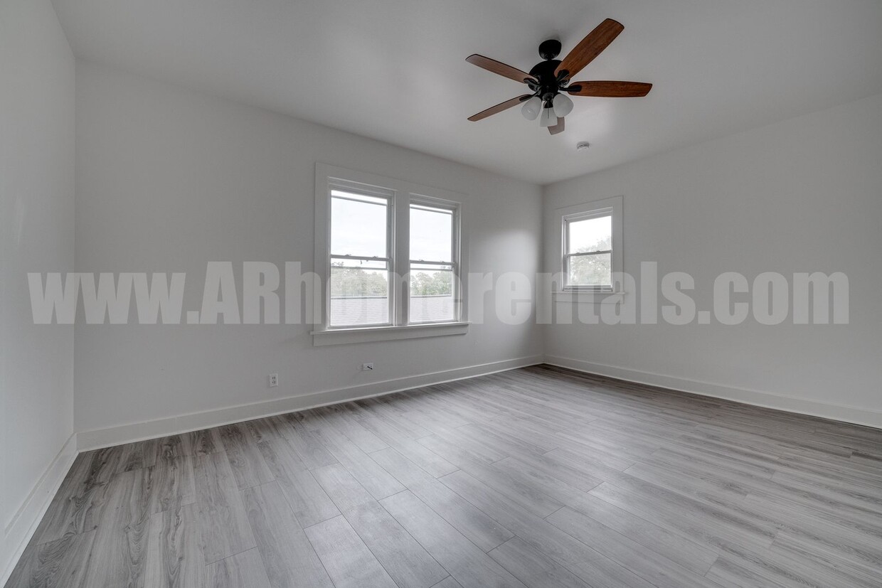 Primary Photo - 2116 Cumberland St