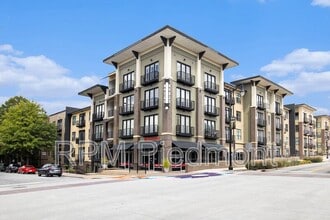 Building Photo - 5300 Peachtree Rd