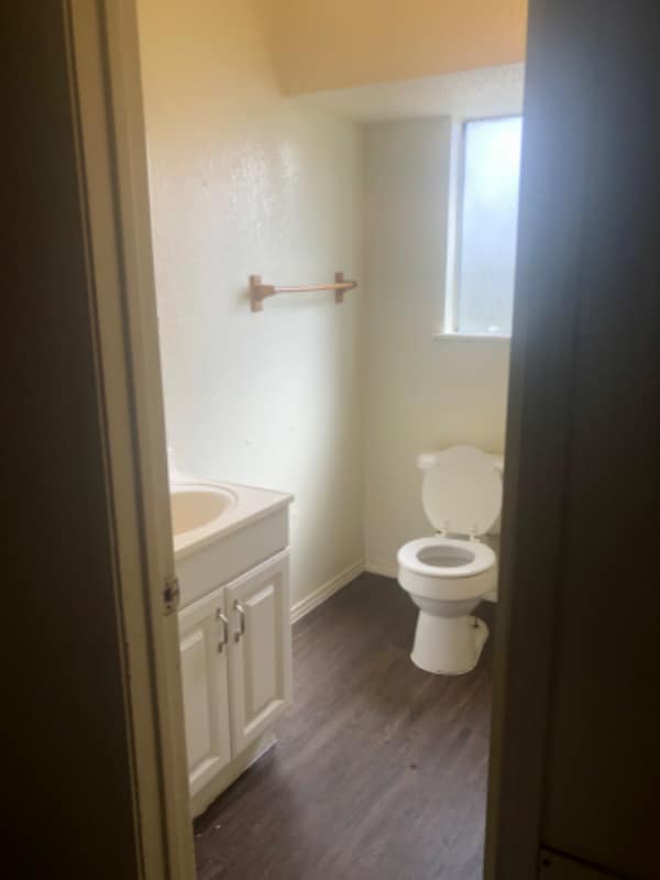 Building Photo - 1410 Arvel Cir