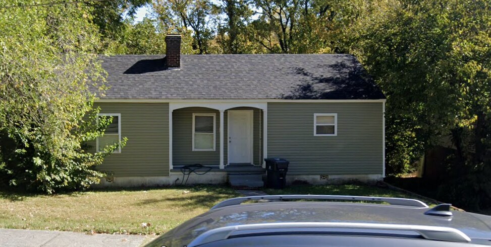 Primary Photo - 2610 MLK Blvd