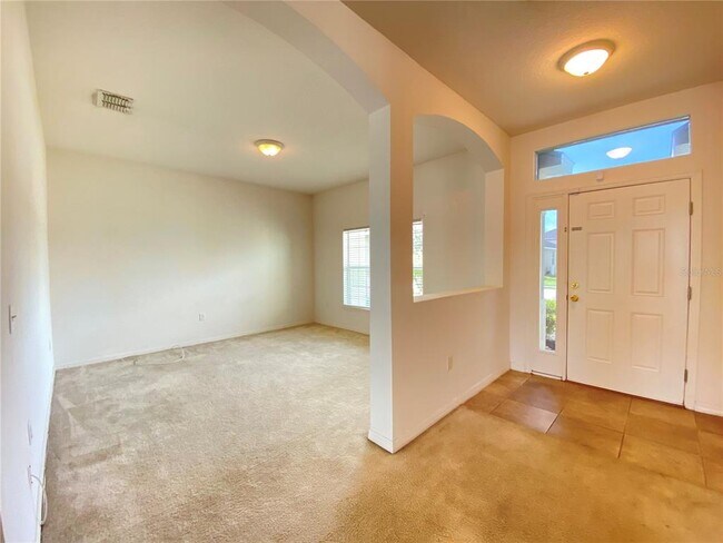 Building Photo - 815 Krenson Woods Ln