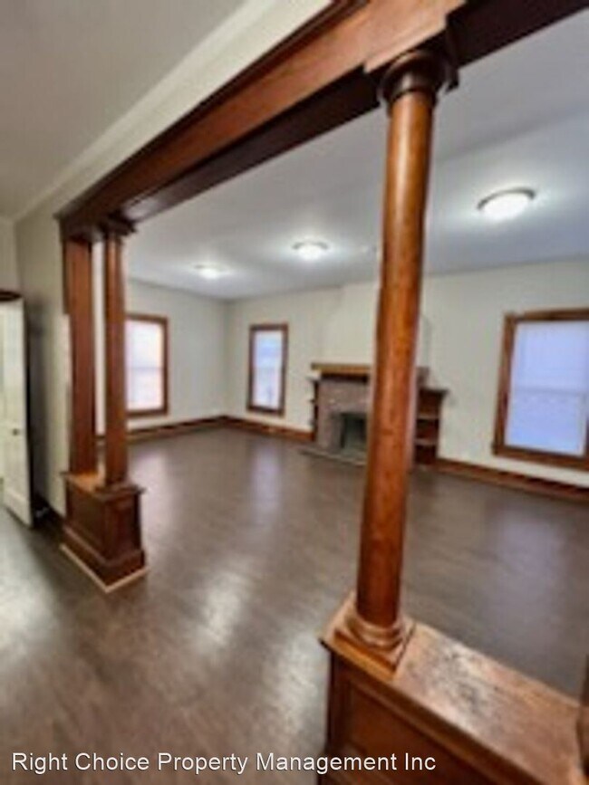 Building Photo - 3 br, 2 bath House - 2510 N 5th St