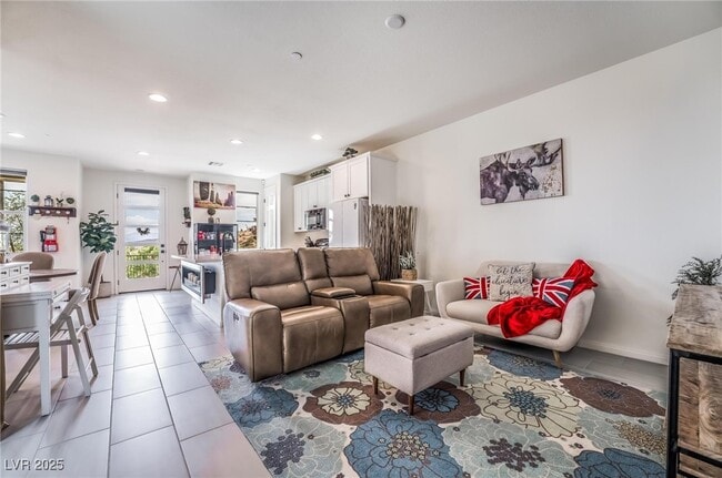 Building Photo - 128 Kimberlite Dr