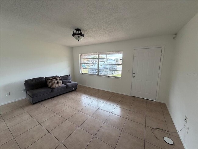 Foto del edificio - 5320 Snowflake Ct