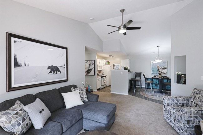 Building Photo - Compass Pointe Apartments