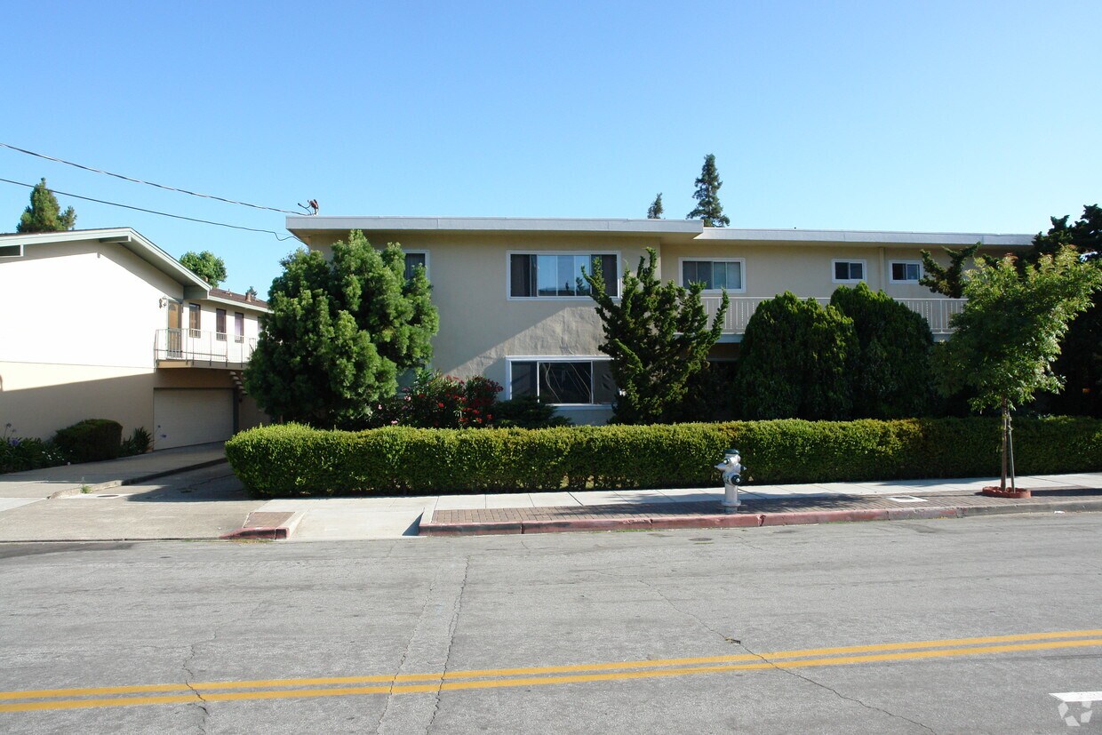 Building Photo - 600 Ansel Rd