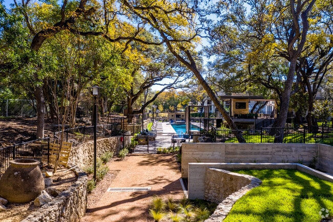 Outdoor Entertainment Area - The Tobin Estate