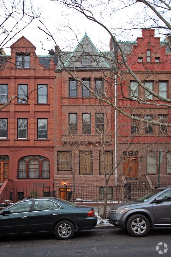 Primary Photo - 331 Convent Ave