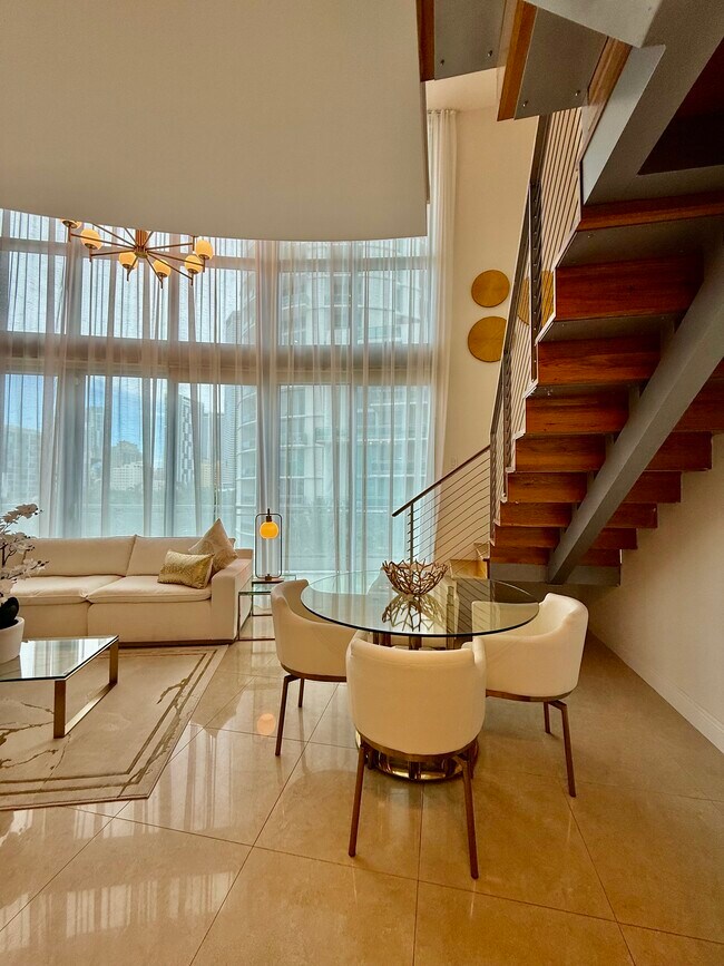 Foto del edificio - 90 SW 3rd St