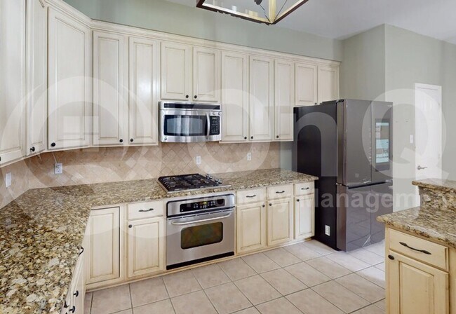 Building Photo - 3040 Sawtooth Dr