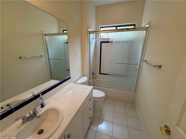 Building Photo - 14 Hunt Valley Trail