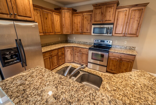 Building Photo - Italian Villages | 3-Bedroom Naples