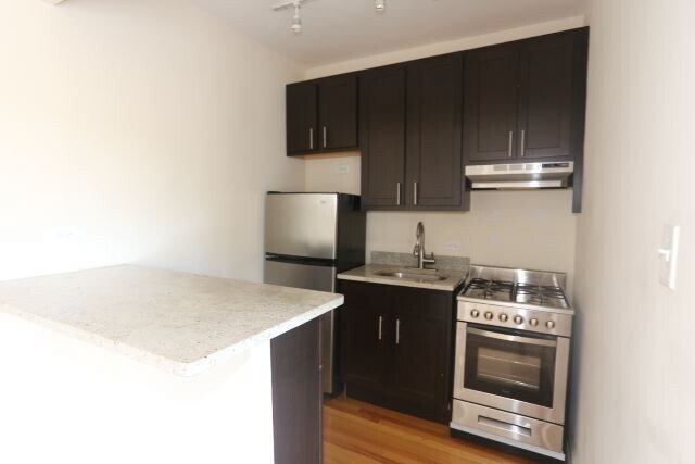 Foto del edificio - 4617 N Paulina St