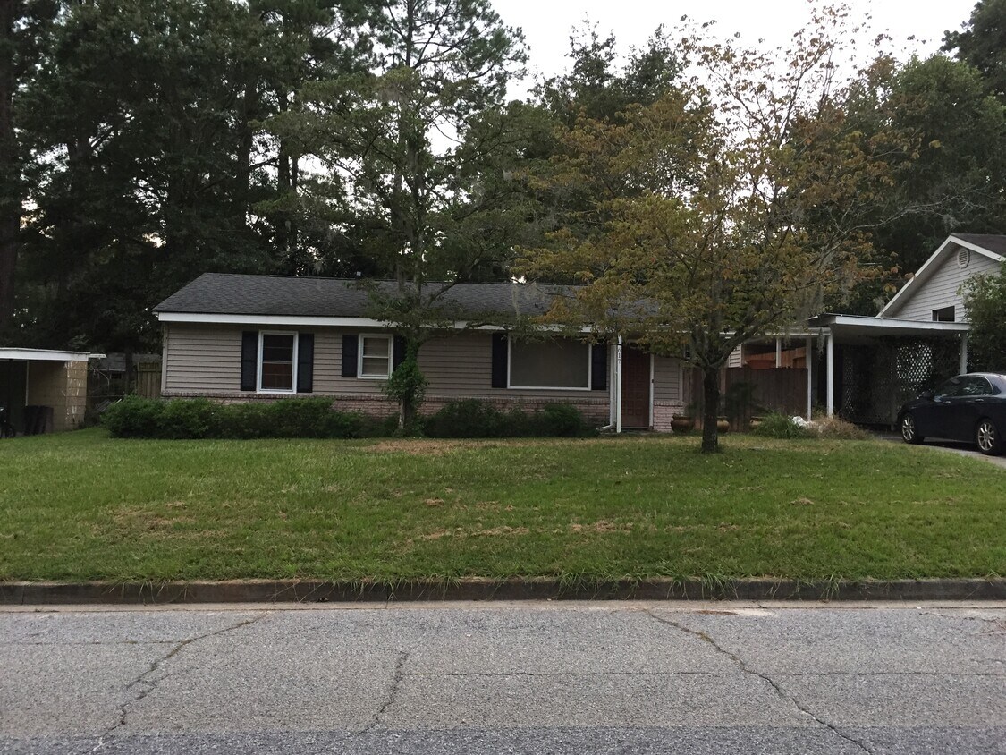 Front of House - 617 Wheeler St