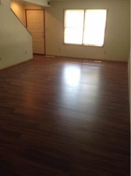 Foto del edificio - 732 W 17th St