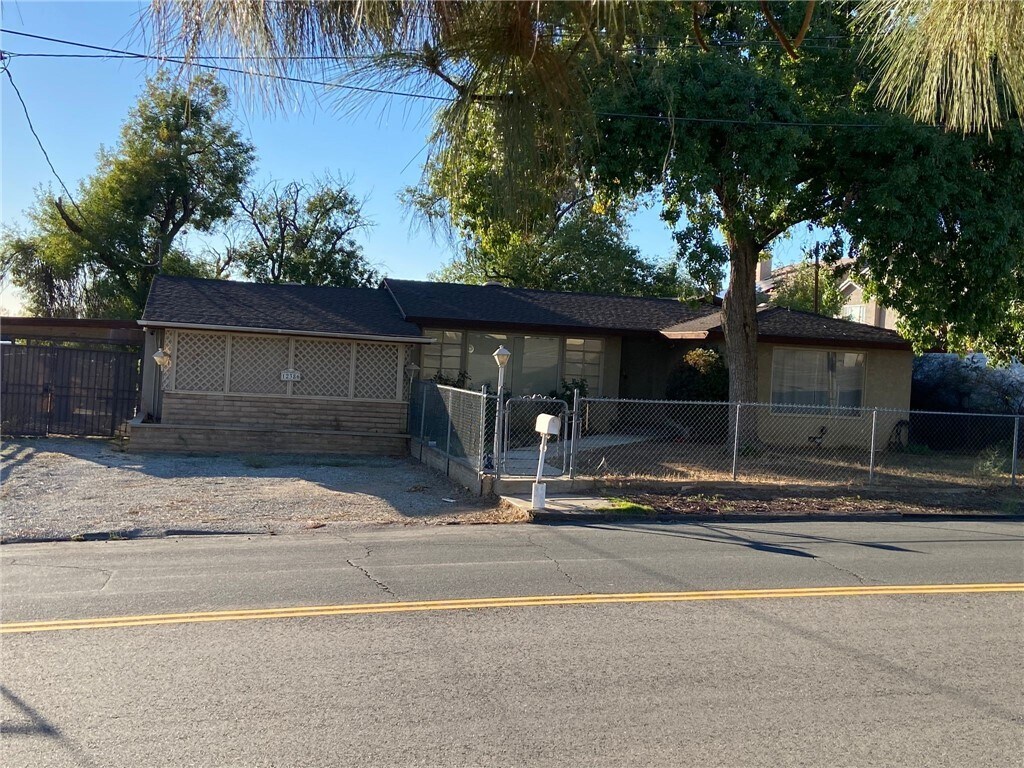 Foto principal - 12386 7th St