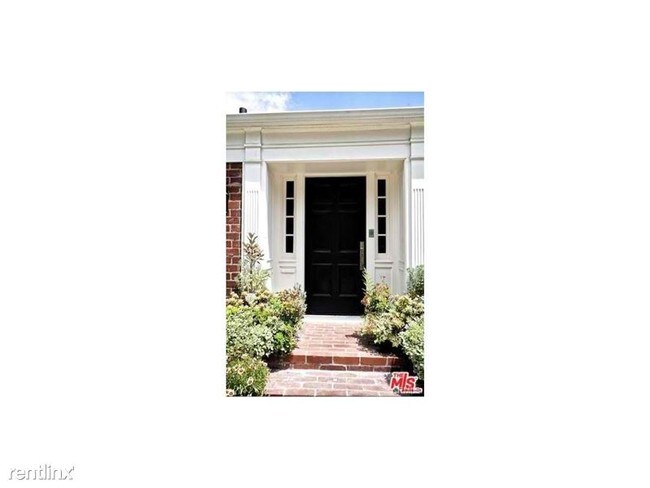 Building Photo - 2520 Chislehurst Pl