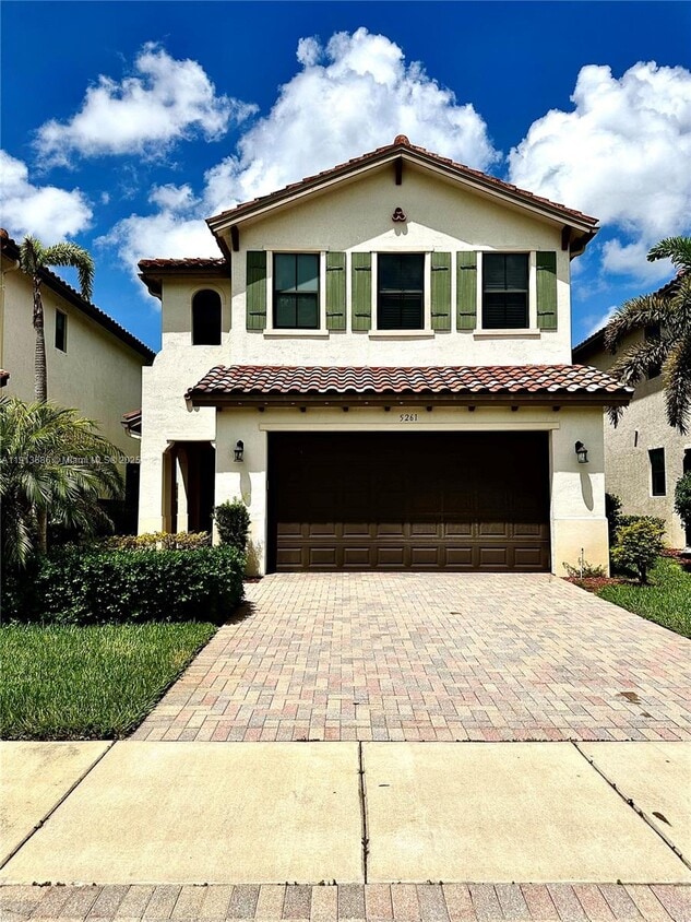 Foto principal - 5265 Beckton Rd