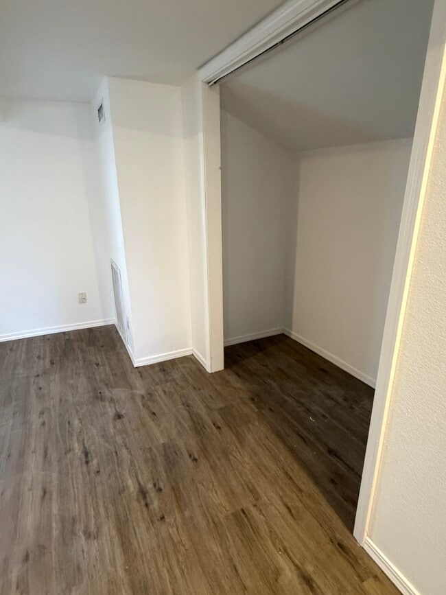 Foto del edificio - 716 N 18th St