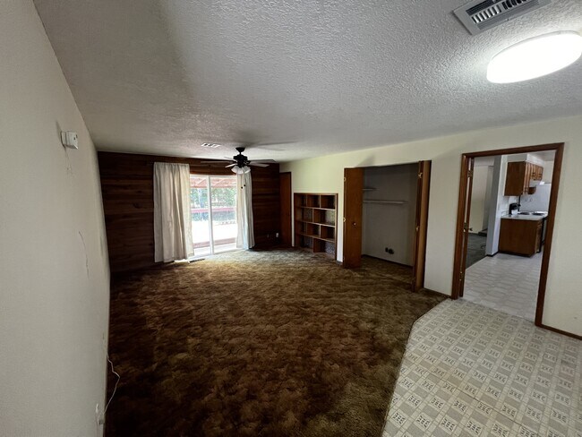 Foto del edificio - 88494 Ellmaker Rd