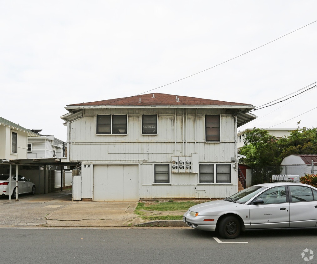Building Photo - 910 Hauoli St