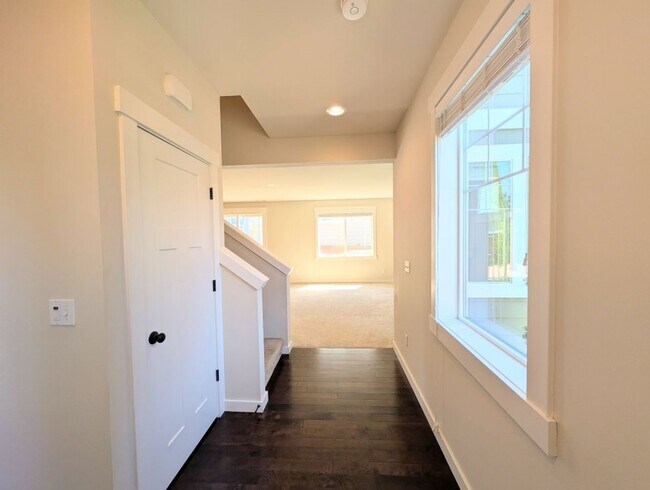 Foto del edificio - 3Bd/2.5Ba Lynnwood Home