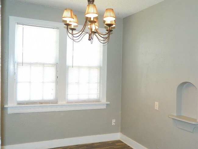 Foto del edificio - Charming 2 bed 1 bath Bungalow in OKC.