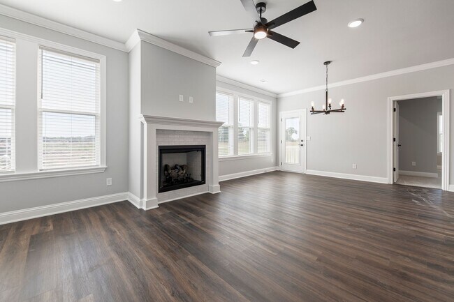 Foto del edificio - Newly Built Bentonville Townhome!