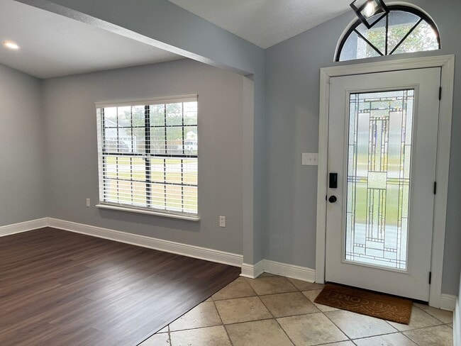 Photo - 947 Wages Way House