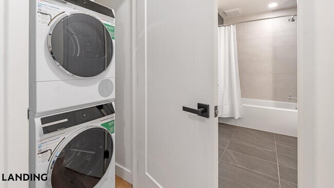 Foto del edificio - 632 Howard Rd SE