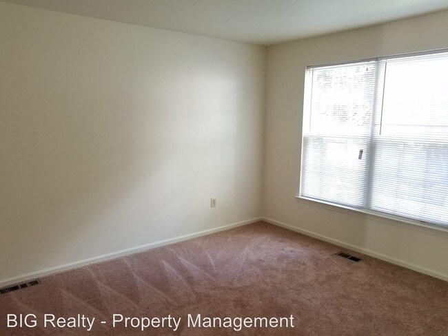 Foto del edificio - 480 Deer Run Ct