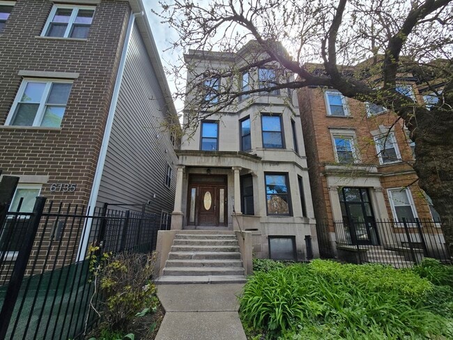 Foto del edificio - 6137 S Kimbark Ave