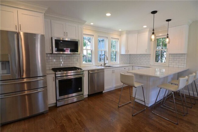 Foto del edificio - 24 2nd St