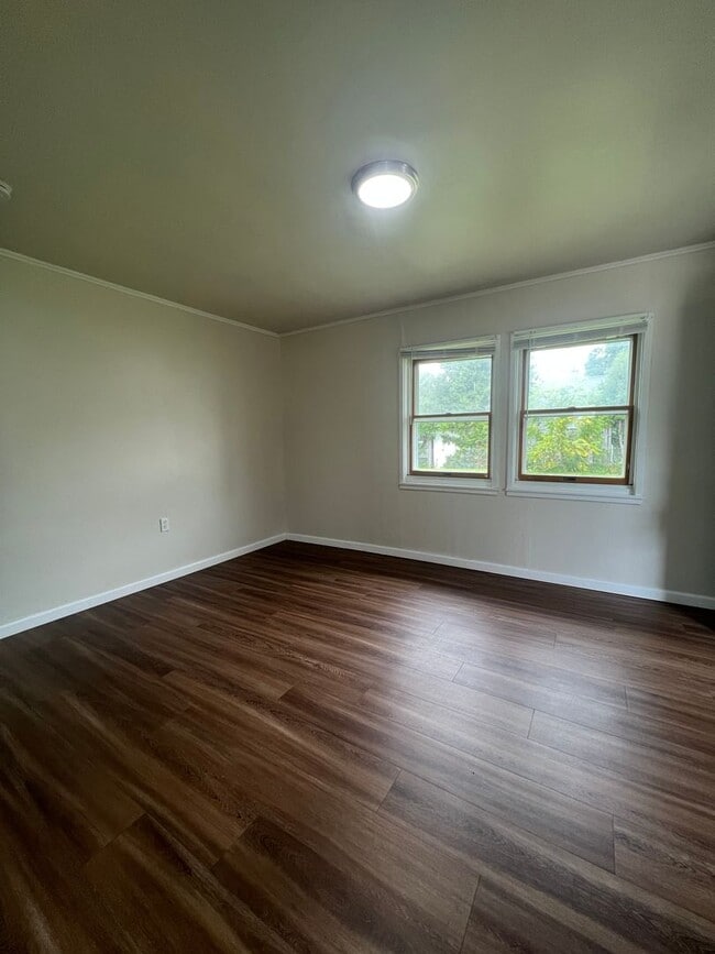 Building Photo - Robalo Ct. Duplex